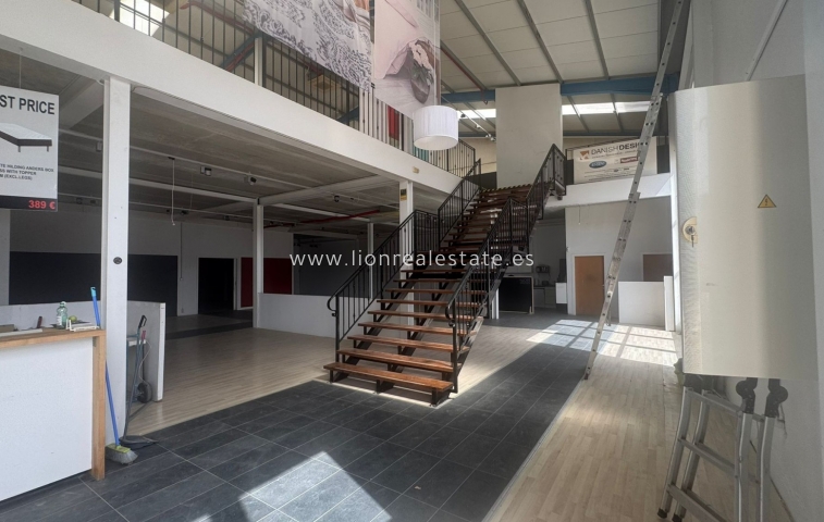 Long Term Rental - Industrial building - Torrevieja