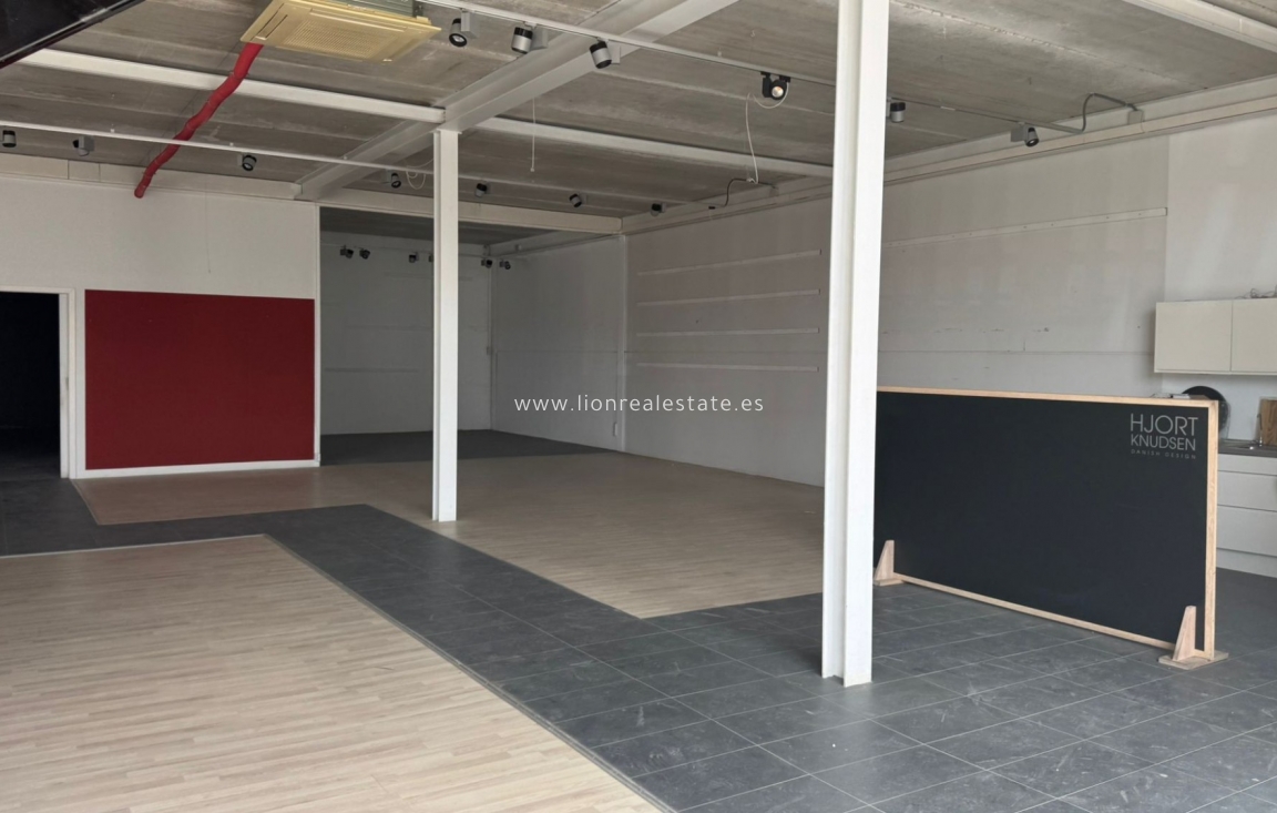 Long Term Rental - Industrial building - Torrevieja