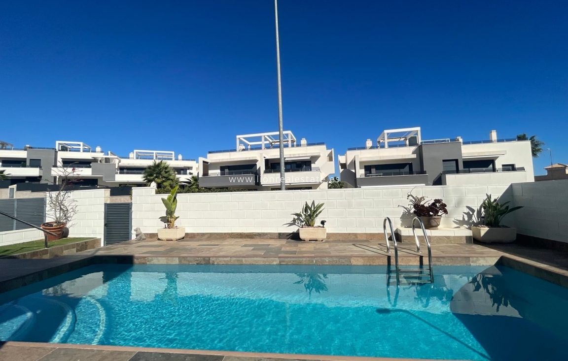 Long Term Rental - Villa - Orihuela Costa - Villamartín