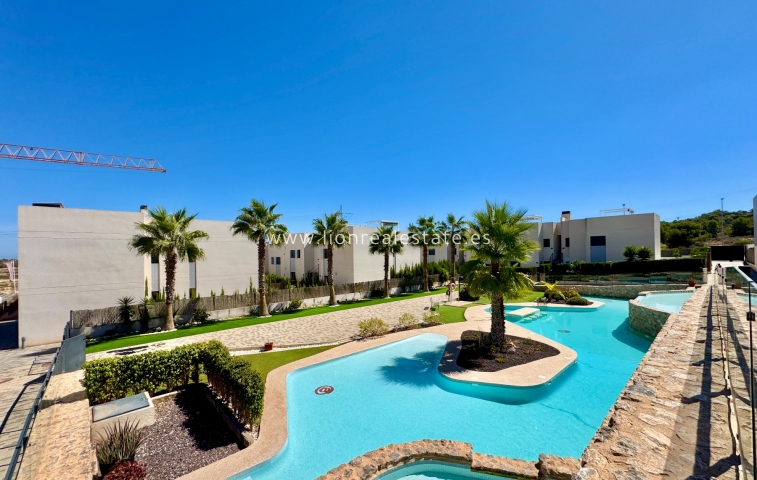 Mieszkanie w bloku - Odsprzedaż - San Miguel de Salinas - San Miguel De Salinas