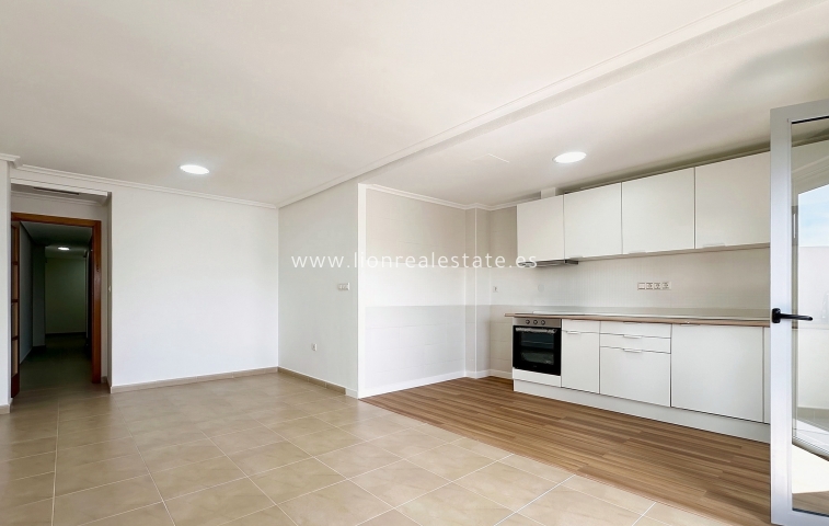 Mieszkanie w bloku - Odsprzedaż - Torrevieja - Torrevieja