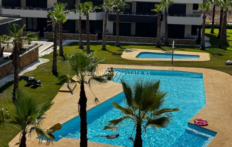 Mieszkanie w bloku - Wynajem długoterminowy - Orihuela Costa - Paraje Los Almendros