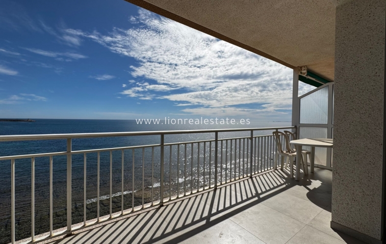 Mieszkanie w bloku - Wynajem krótkoterminowy - Torrevieja - El Acequión - Los Náufragos