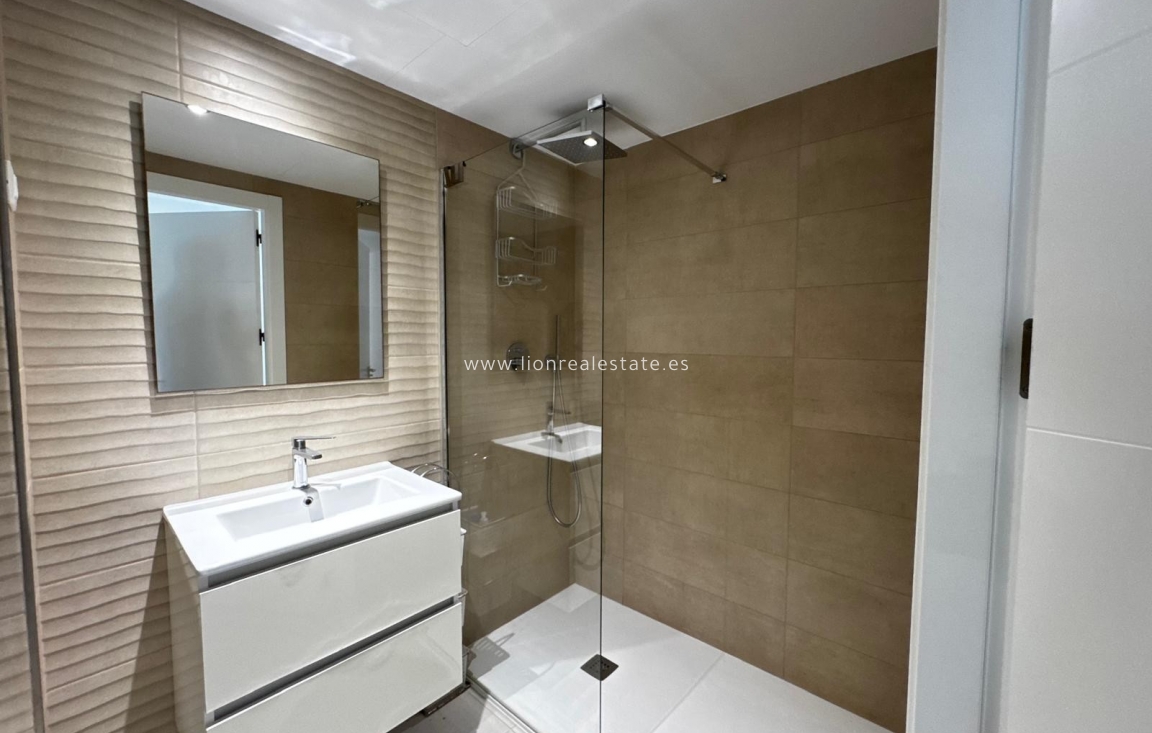 New Build - Apartment / flat - Punta Prima