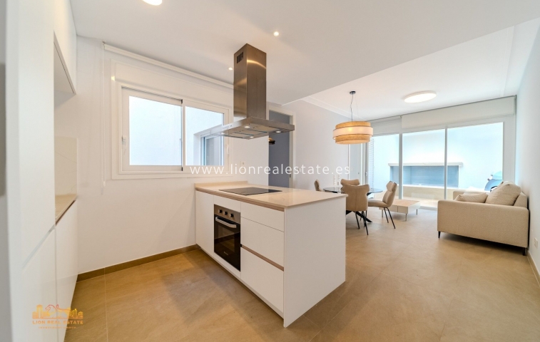 New Build - Apartment / flat - Torrevieja - Punta Prima