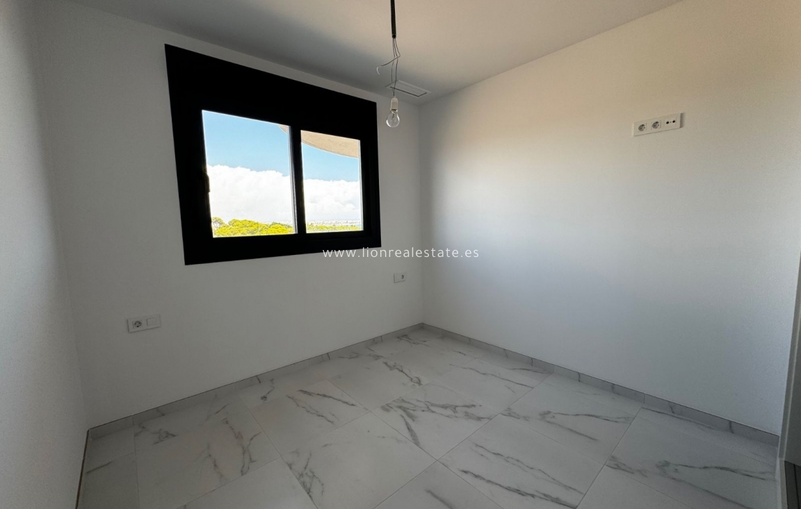 New Build - Apartment / flat - Torrevieja - Punta Prima
