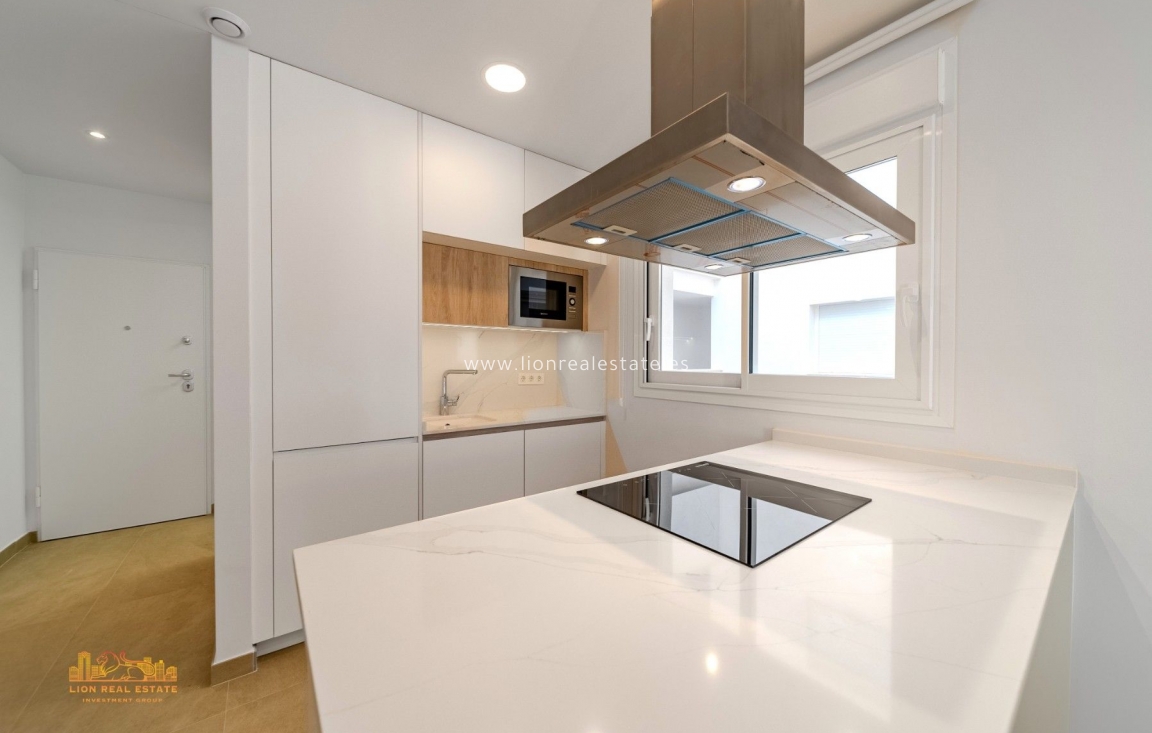 New Build - Apartment / flat - Torrevieja - Punta Prima
