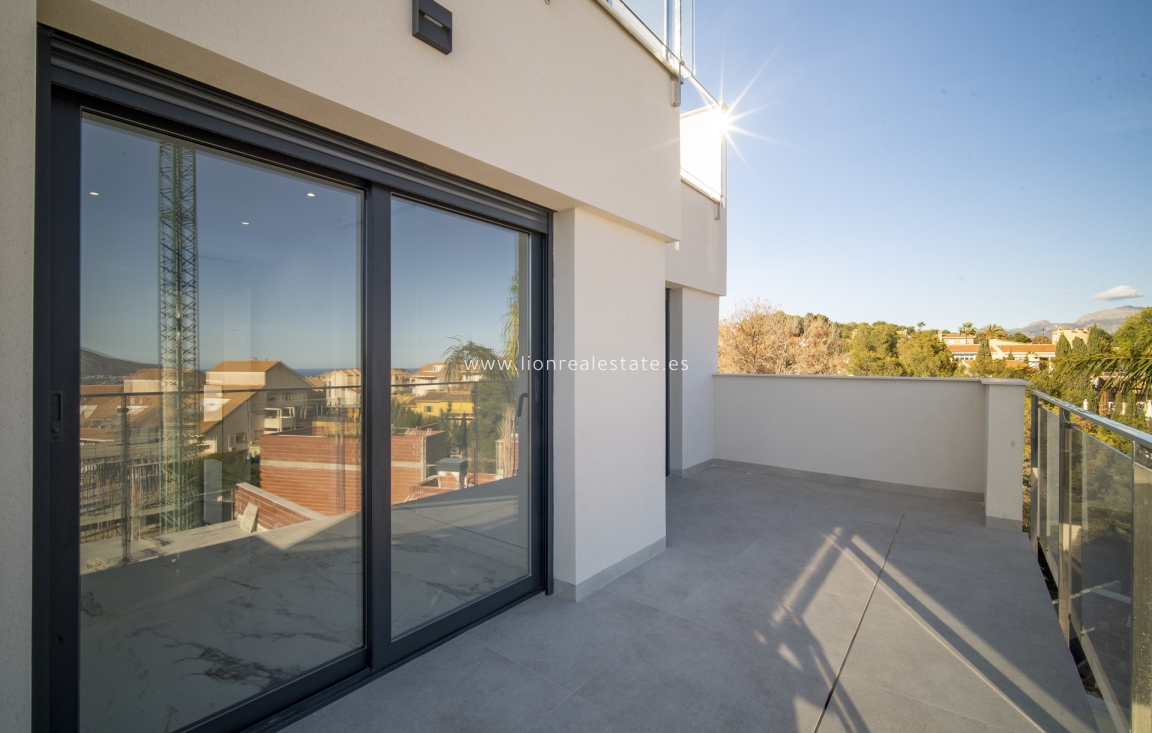 New Build - detached - Coloma