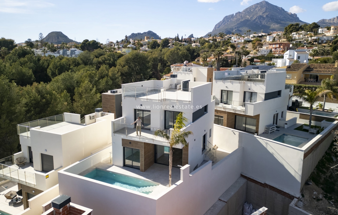 New Build - detached - Coloma