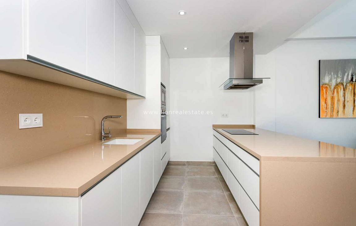 New Build - detached - Daya Nueva