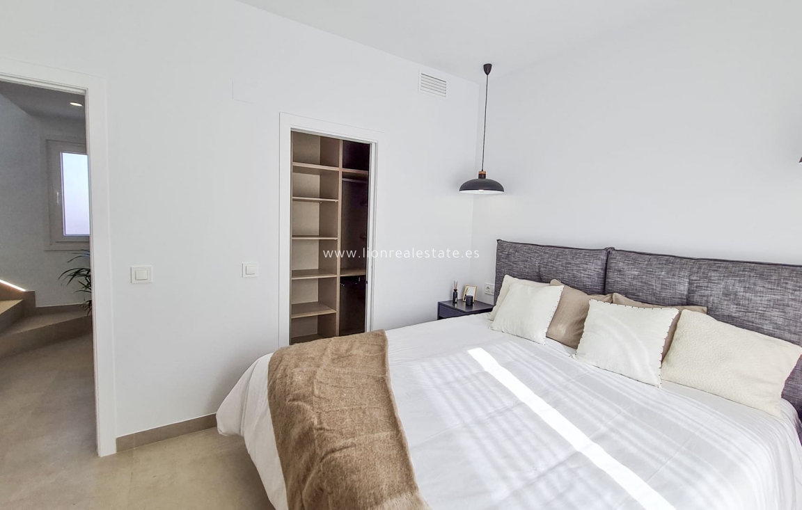 New Build - detached - Las Esperanzas