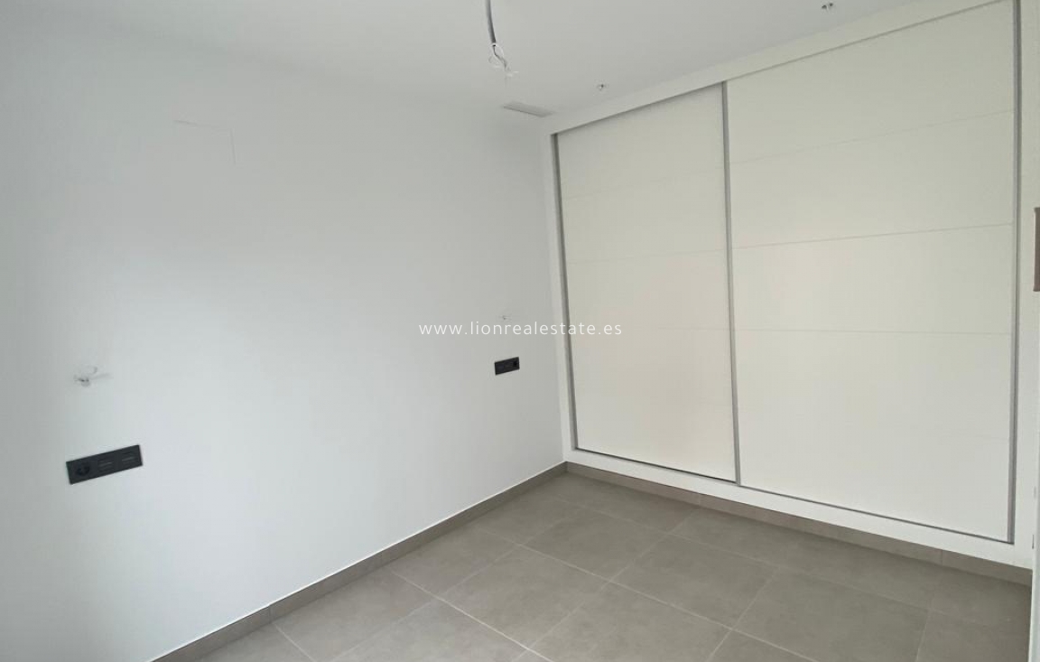 New Build - detached - Los Alcazares - Los Alcázares