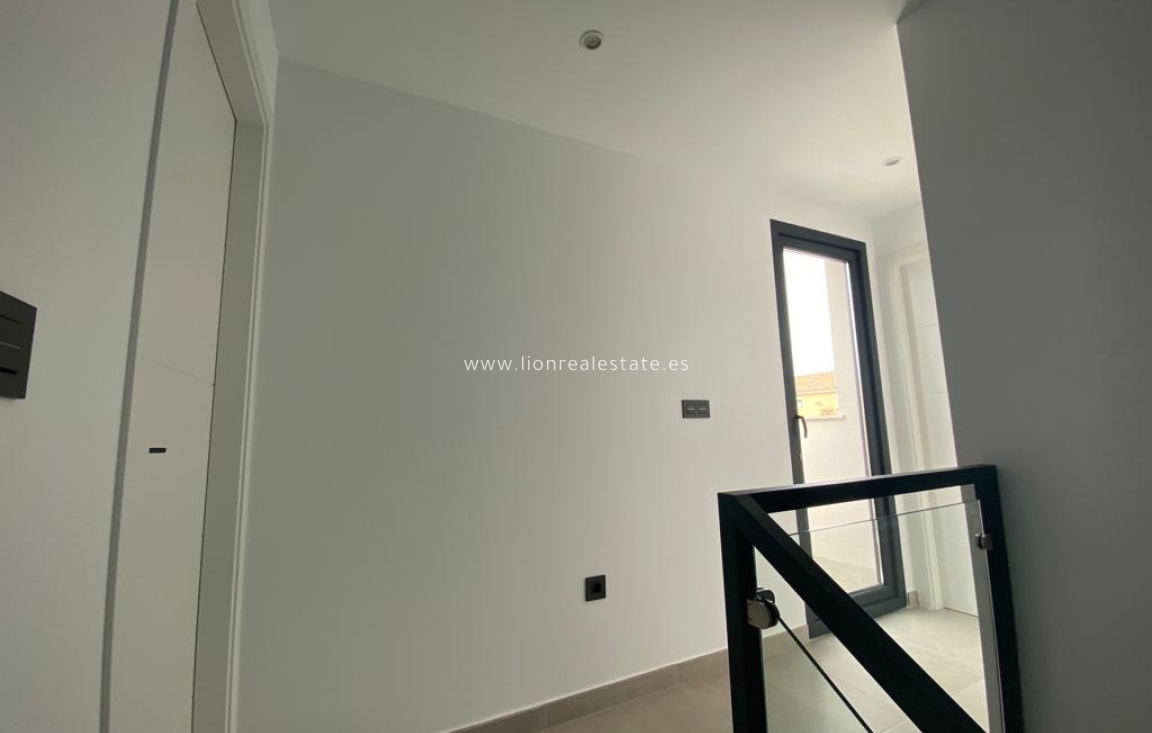 New Build - detached - Los Alcazares - Los Alcázares