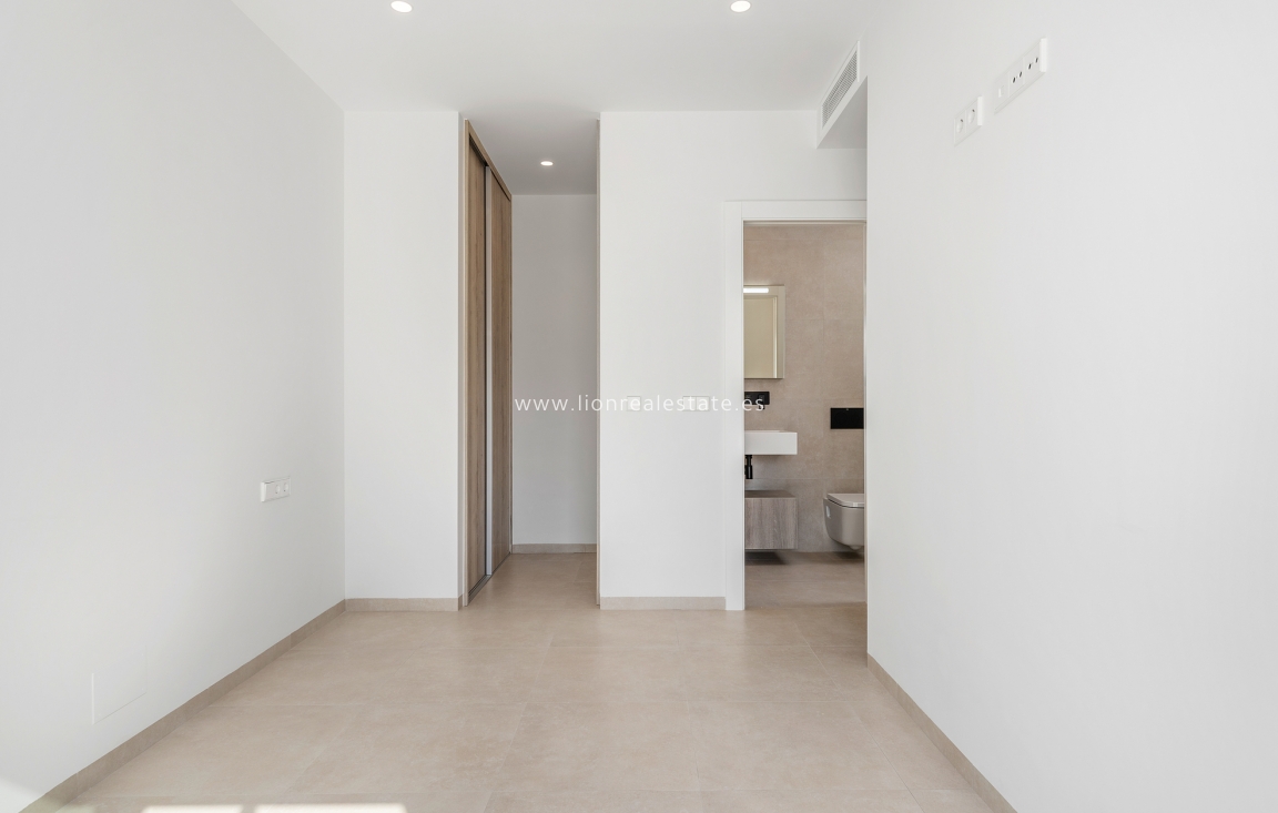 New Build - detached - Los Alcazares - Los Alcázares