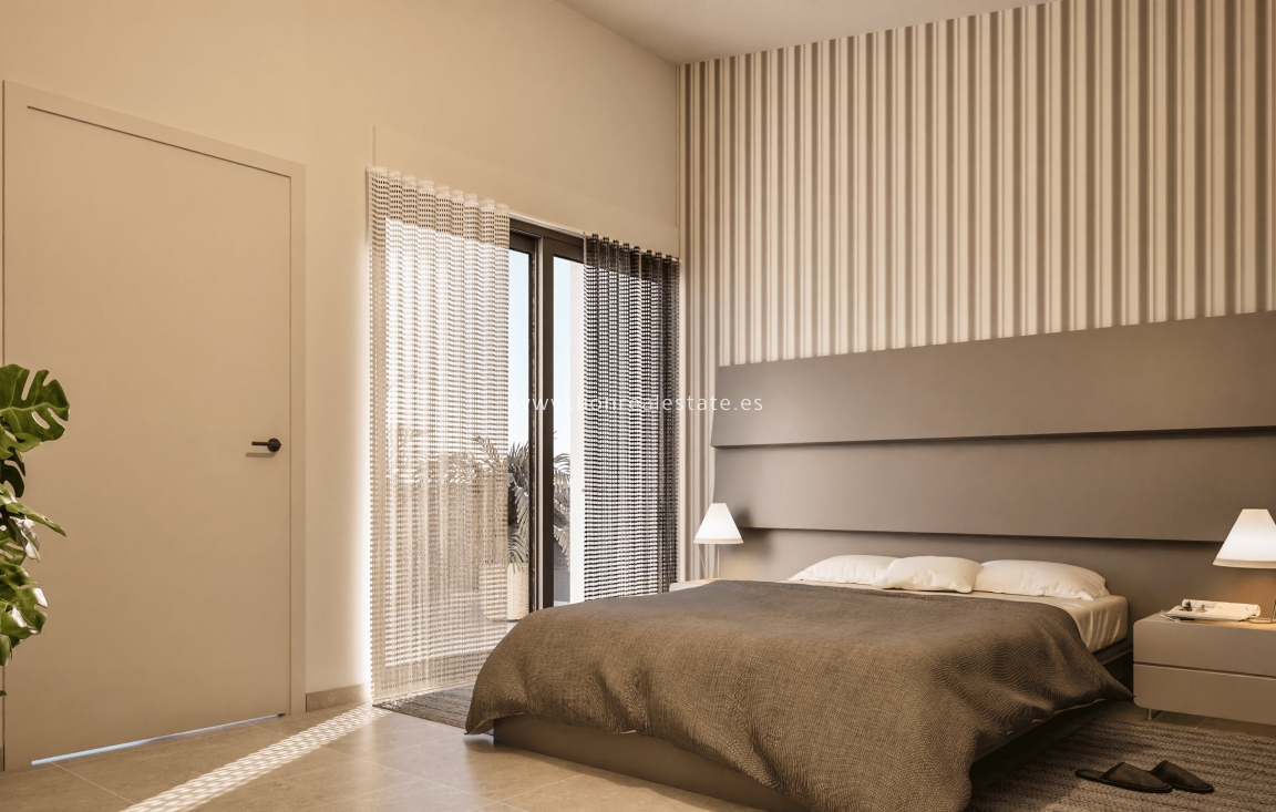 New Build - detached - Los Nietos