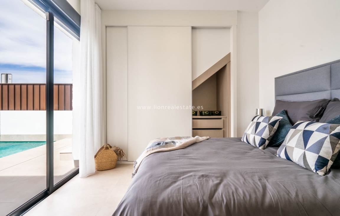 New Build - detached - Roldán