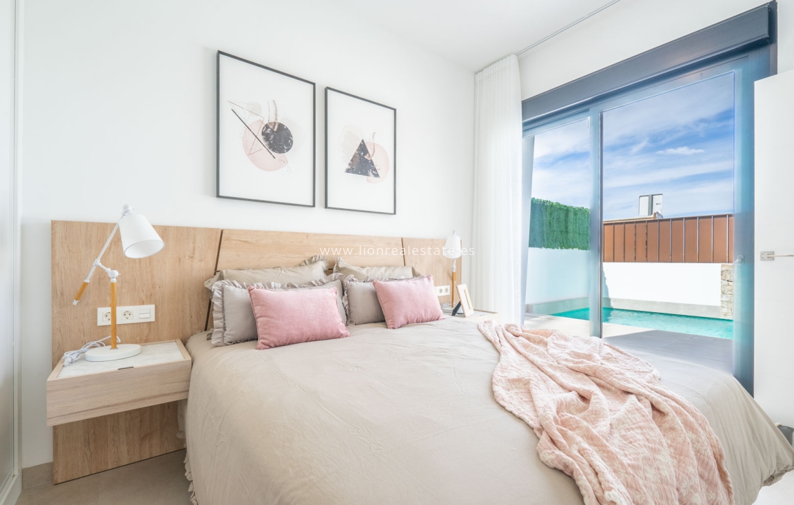 New Build - detached - Roldán