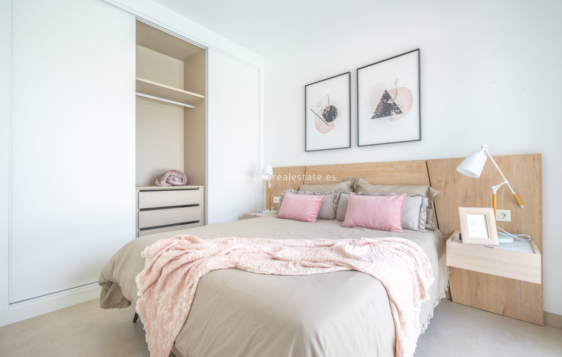 New Build - detached - Roldán