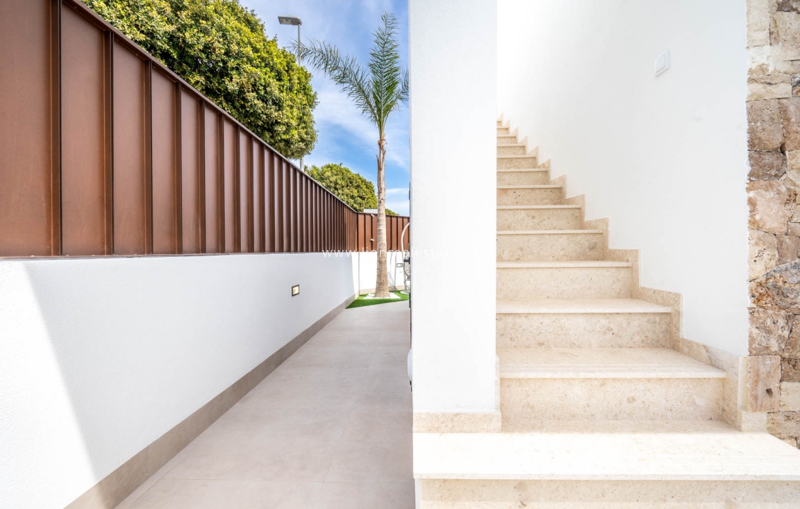 New Build - detached - Roldán