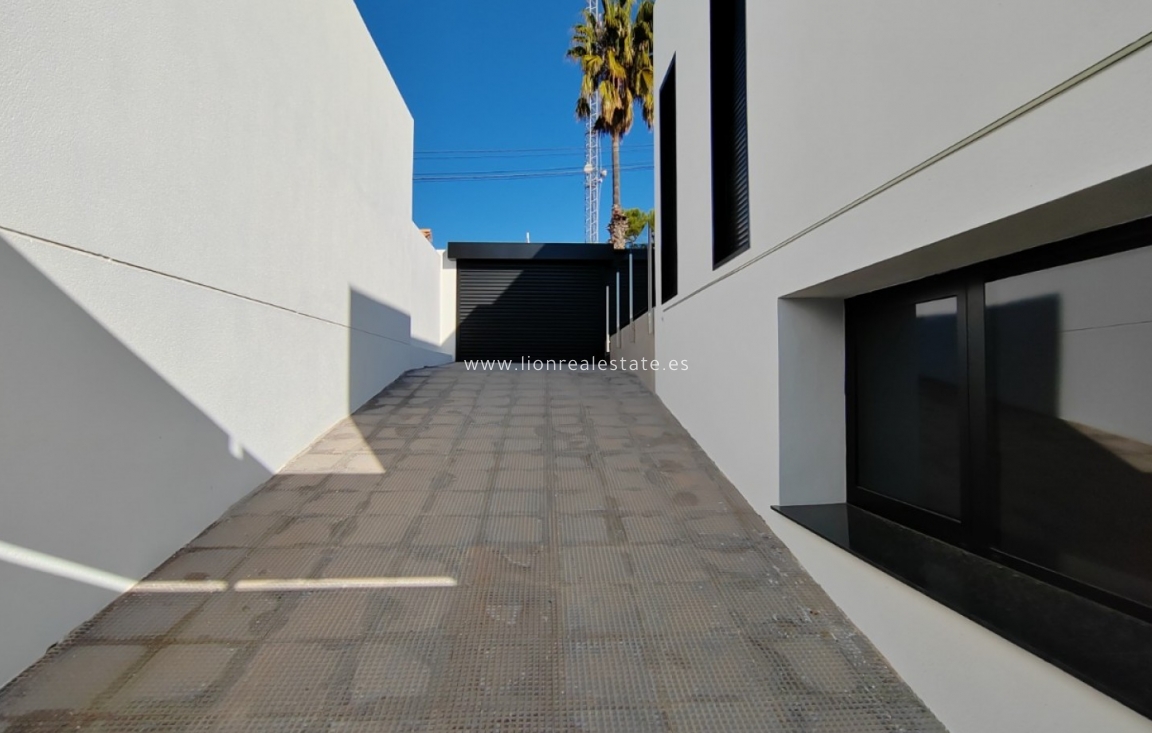 New Build - Detached Villa - Torrevieja - Los Balcones - Los Altos del Edén