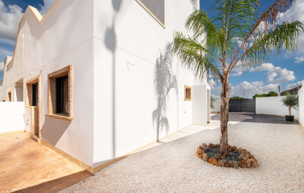 New Build - terraced - Cox