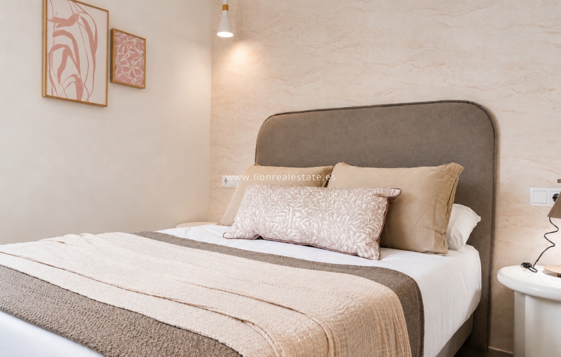 New Build - terraced - Dolores