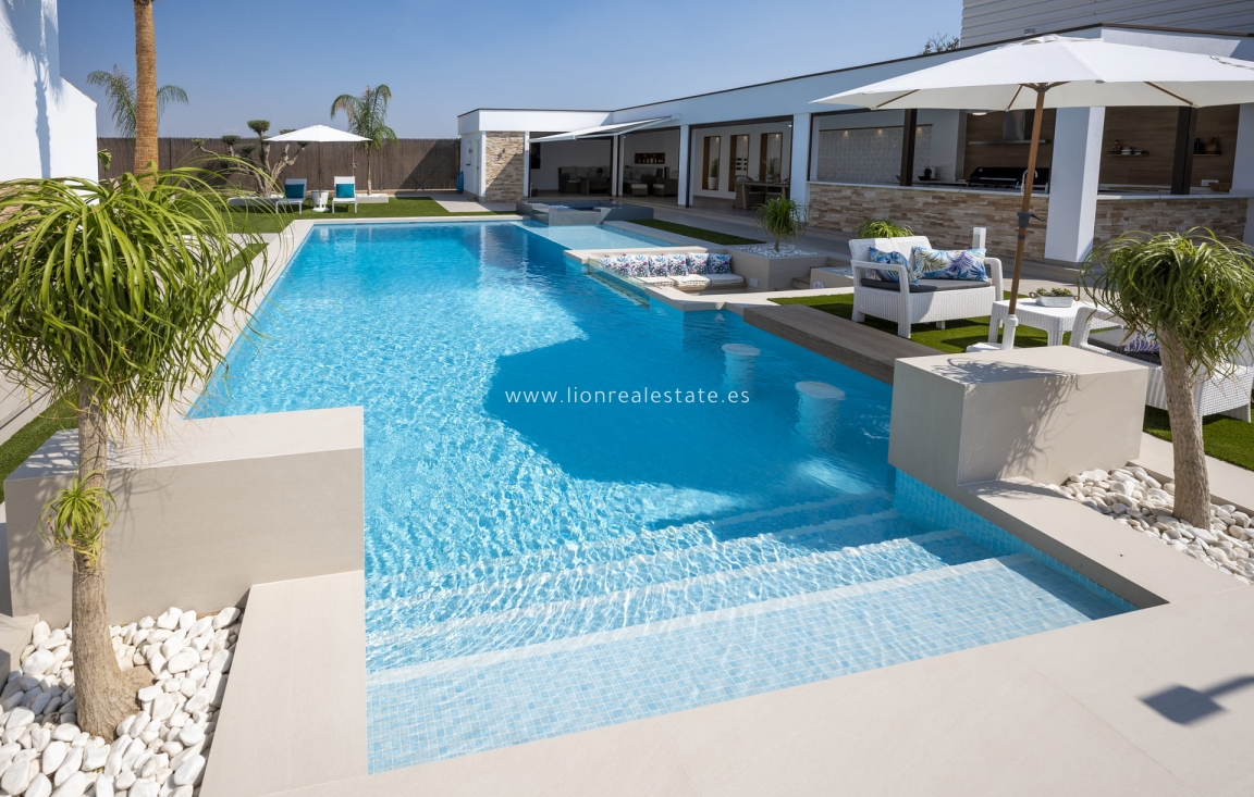 New Build - Villa - Jerónimo y Avileses