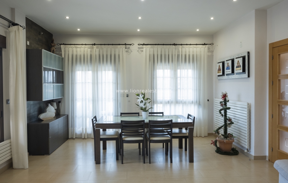 New Build - Villa - Jerónimo y Avileses