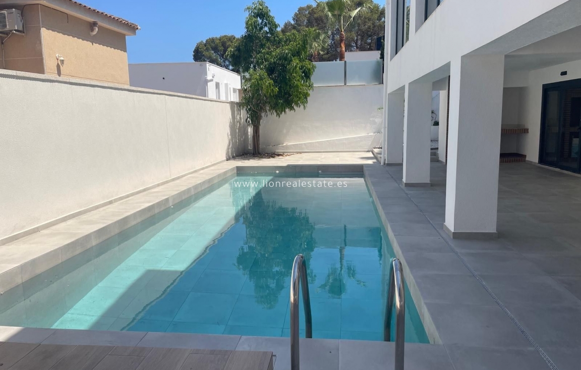 New Build - Villa - Torrevieja - Los balcones