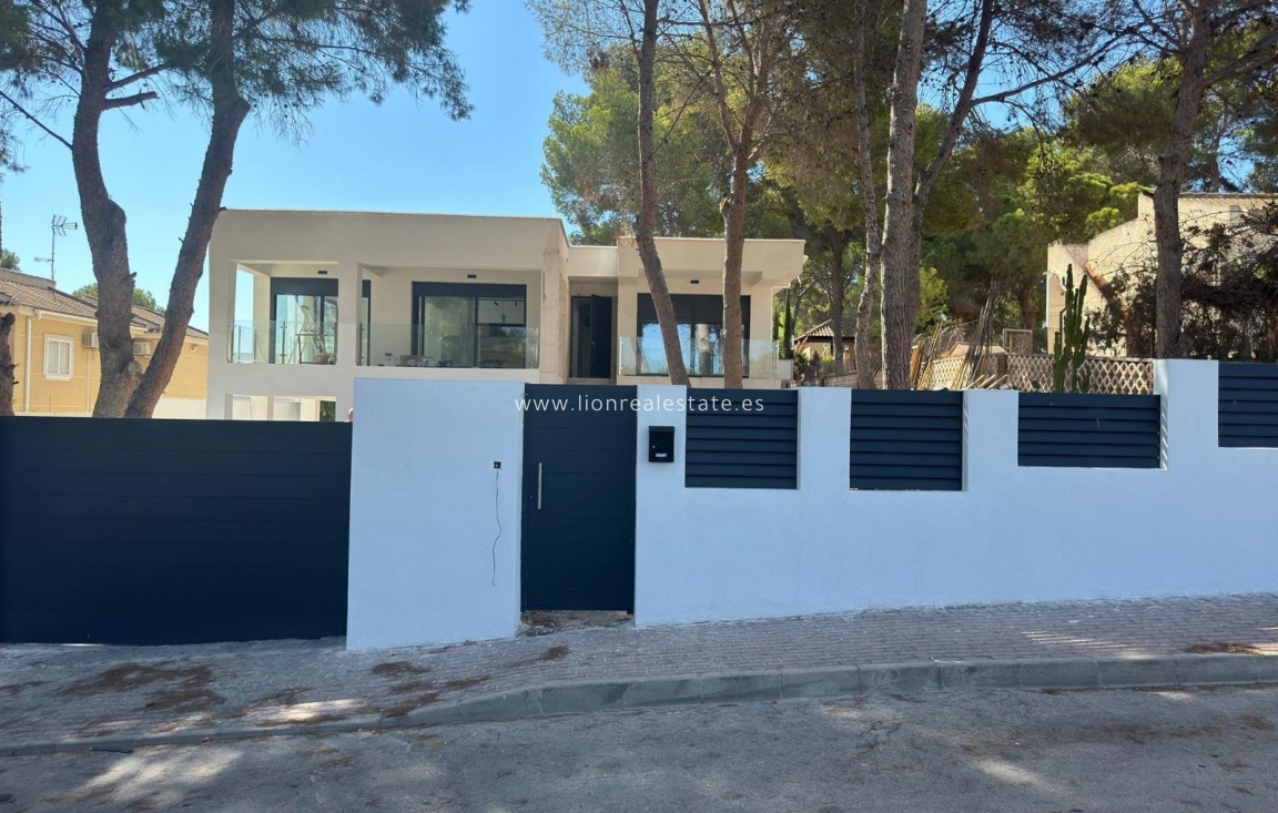 New Build - Villa - Torrevieja - Los Balcones