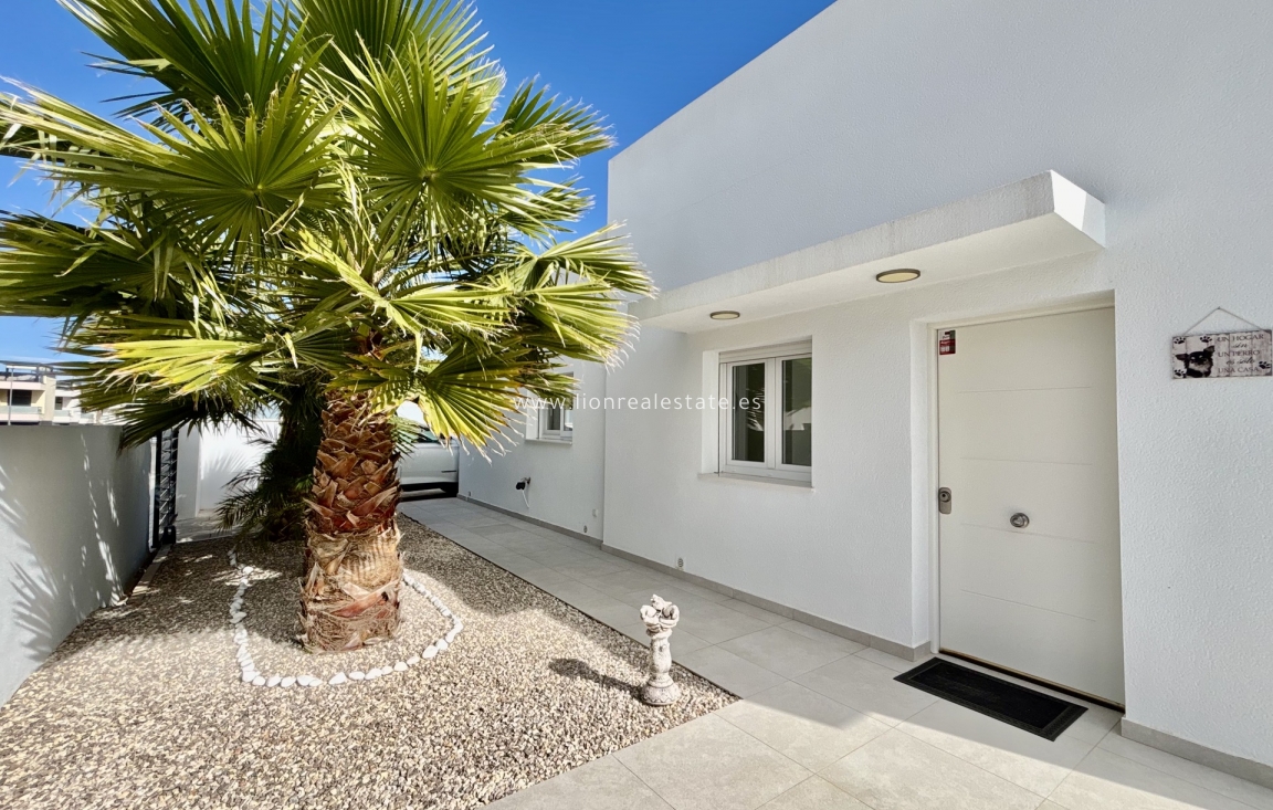 Новое здание - detached - Benijofar - Benijófar