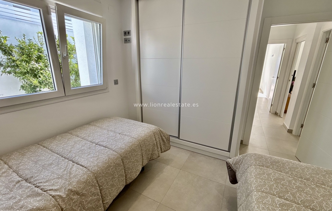 Новое здание - detached - Benijofar - Benijófar