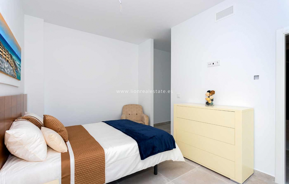 Новое здание - detached - Daya Nueva