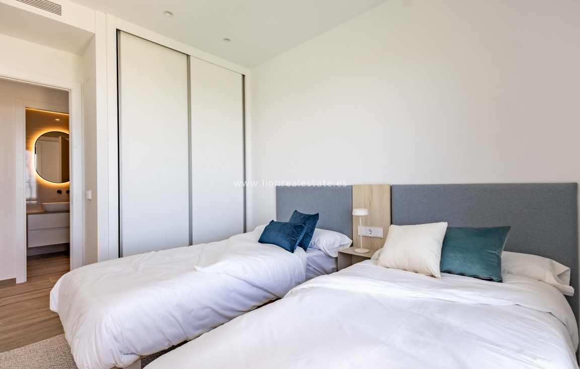 Новое здание - detached - Polop