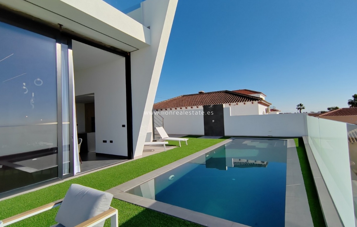 Новое здание - Detached Villa - Torrevieja - Los Balcones - Los Altos del Edén