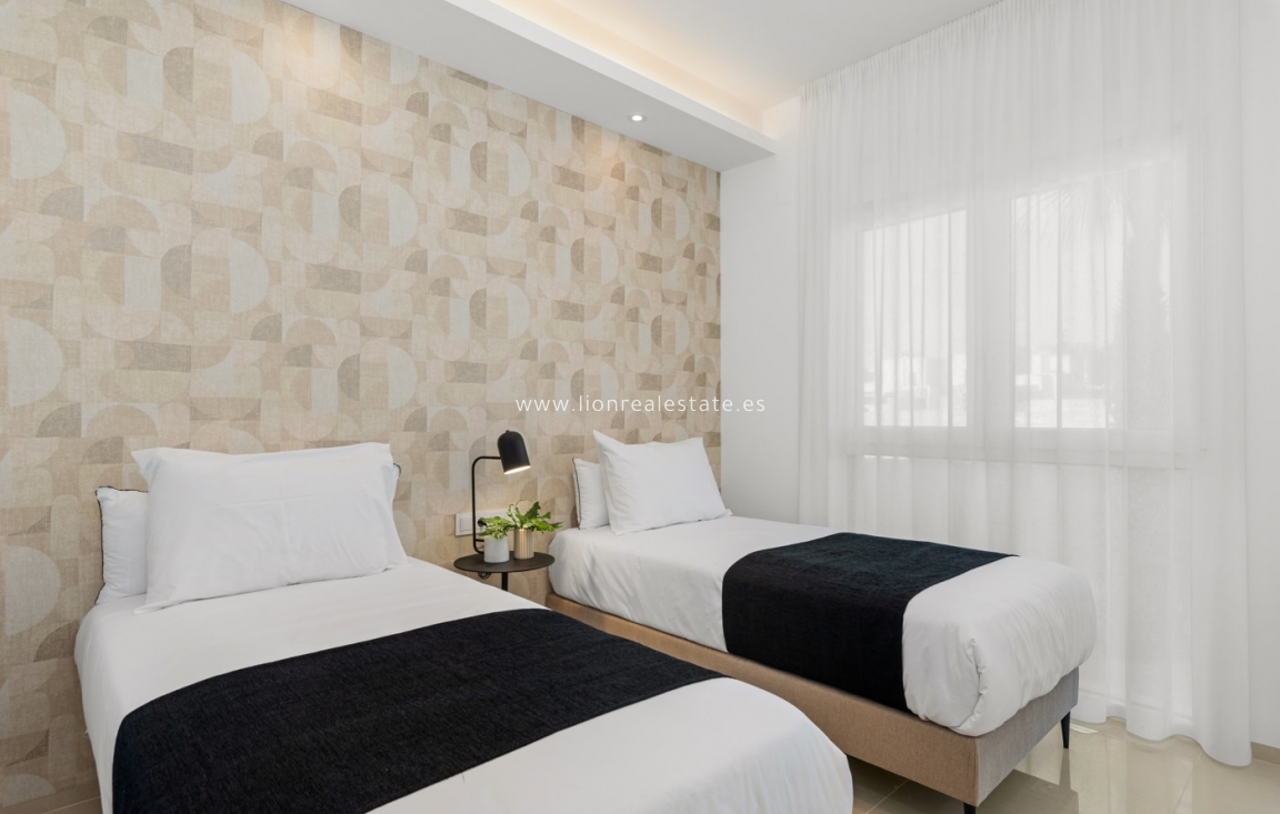 Новое здание - ground-floor - Rojales