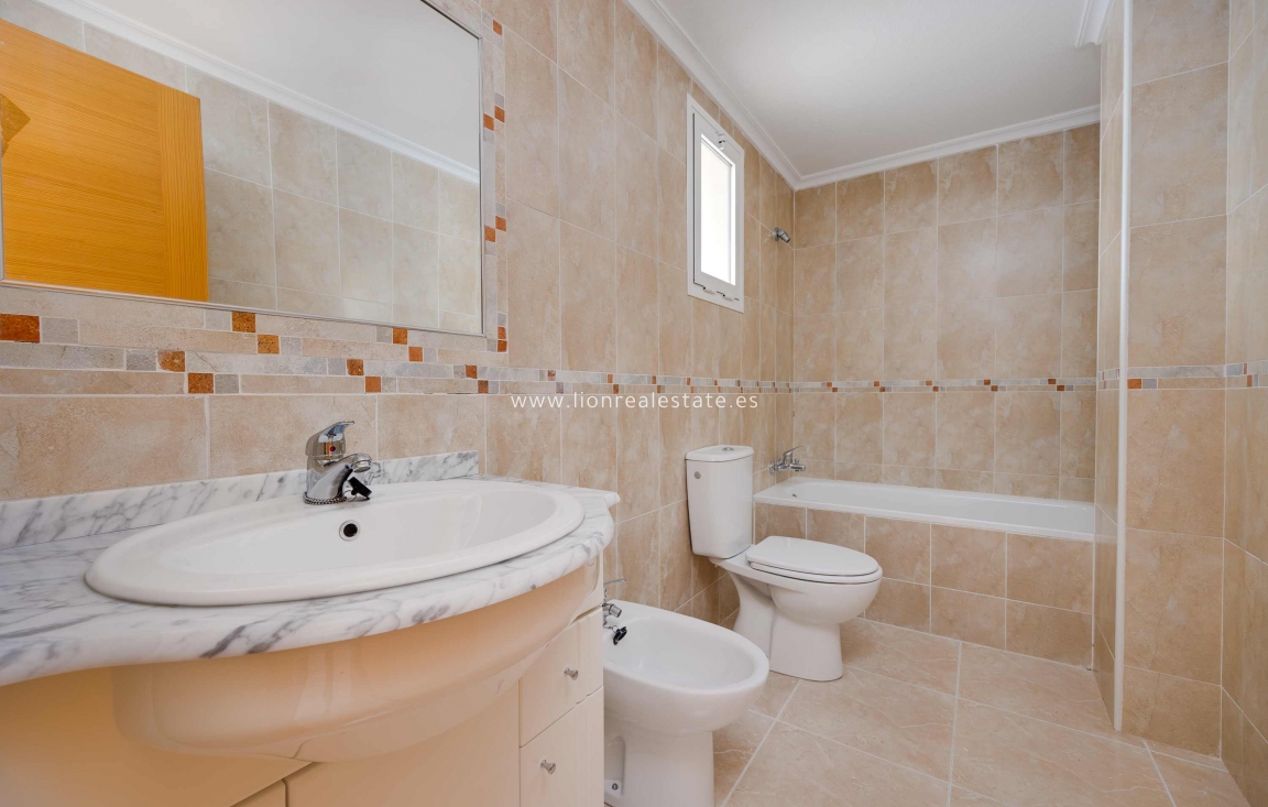 Новое здание - ground-floor - San Fulgencio