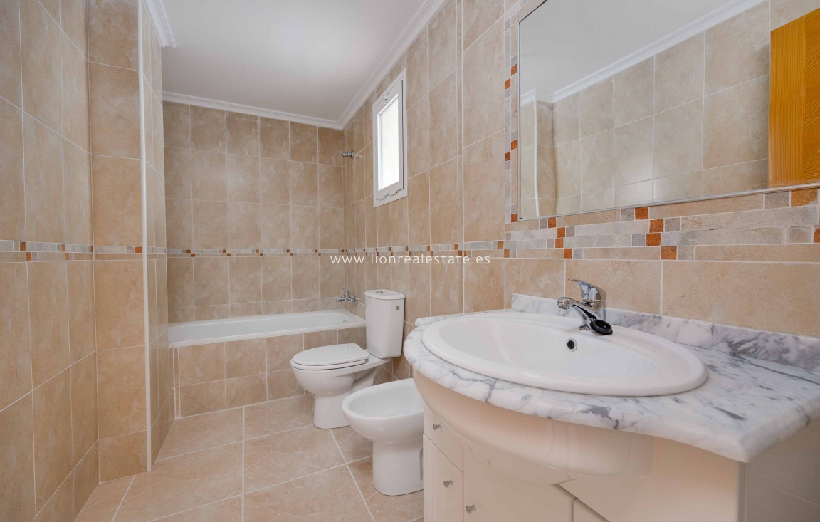 Новое здание - ground-floor - San Fulgencio