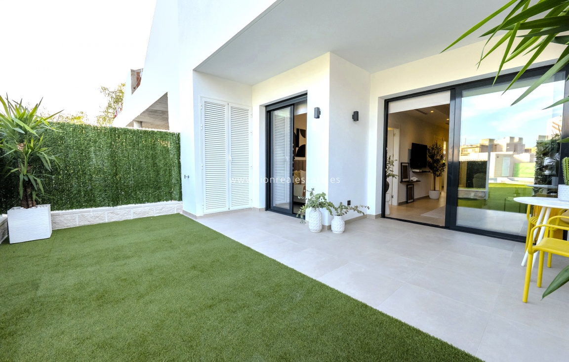 Новое здание - high-bungalow - San Fulgencio