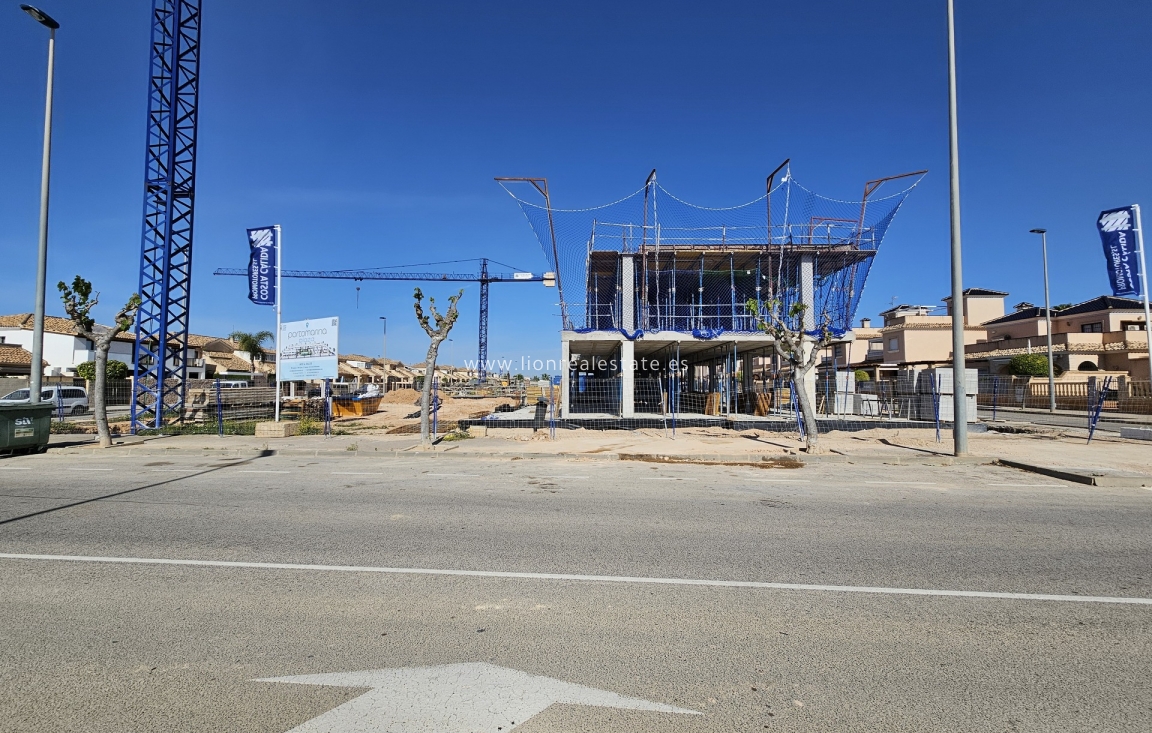Новое здание - high-bungalow - Torre de la Horadada