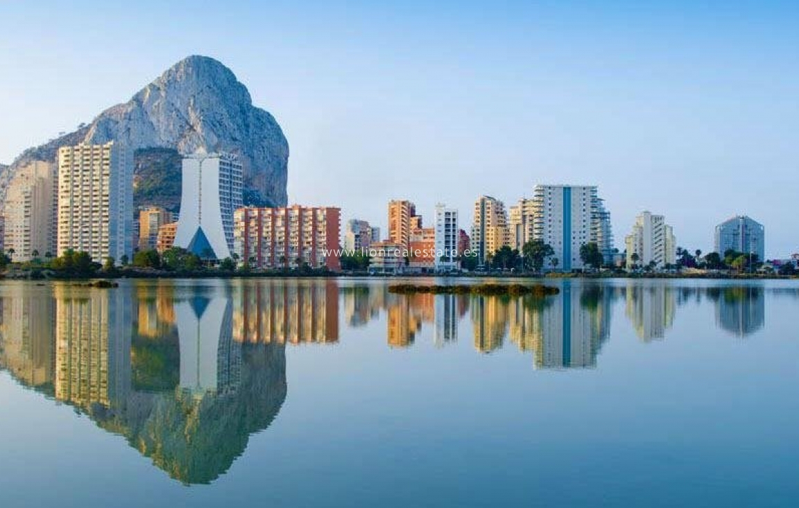 Новое здание - Квартира / квартира - Calpe - Playa del Bol