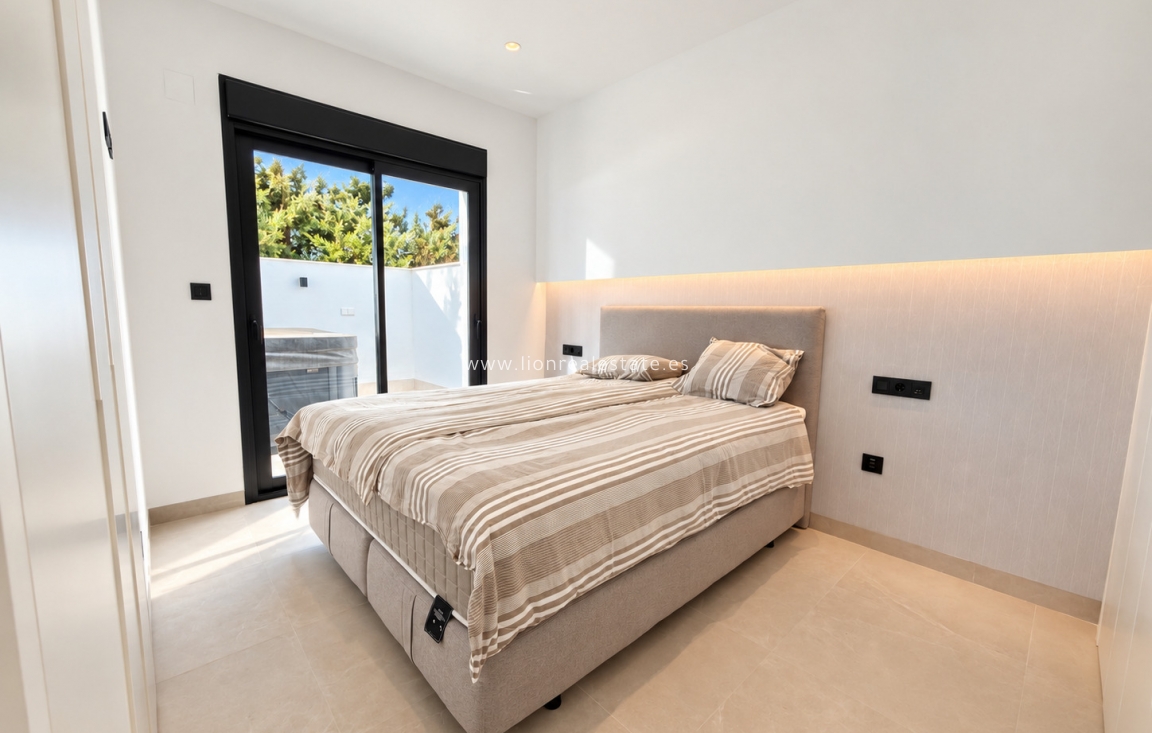Новое здание - low-bungalow - Pilar de La Horadada - Pilar de la Horadada