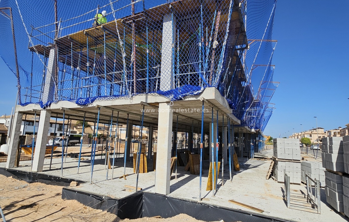 Новое здание - low-bungalow - Torre de la Horadada