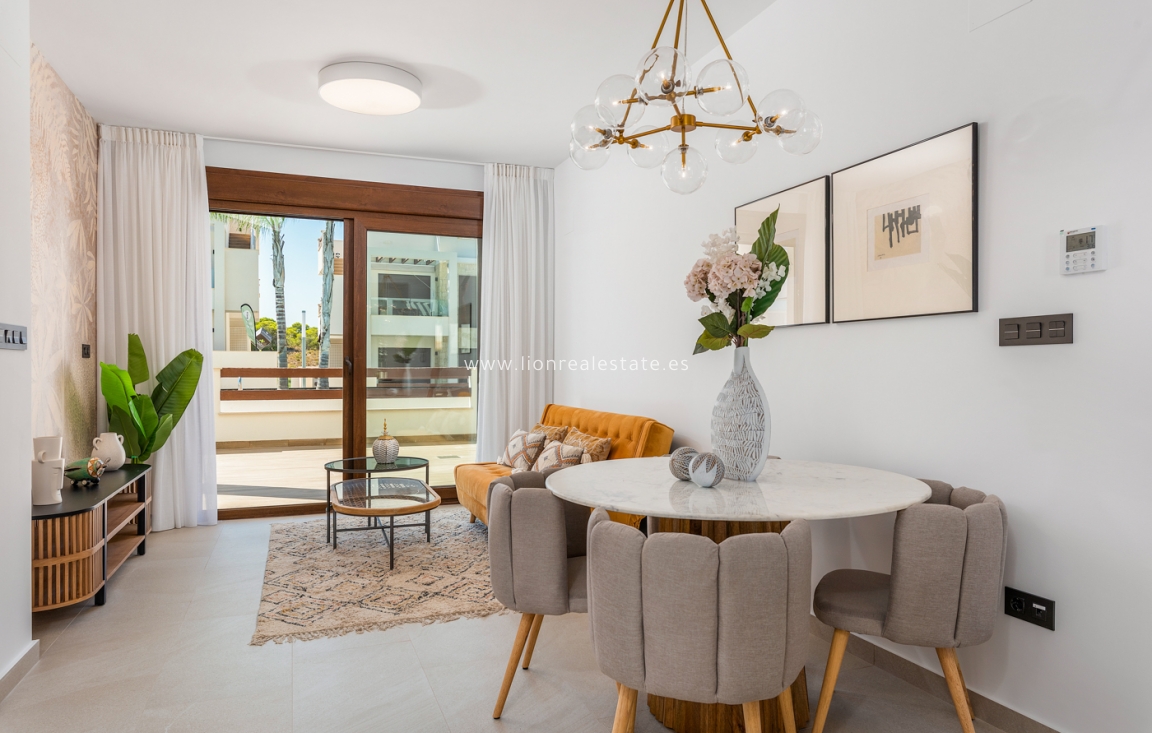 Новое здание - low-bungalow - Torrevieja