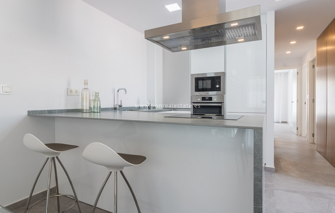 Новое здание - low-bungalow - Torrevieja