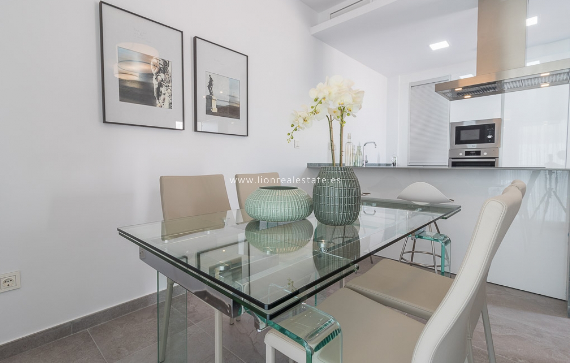 Новое здание - low-bungalow - Torrevieja