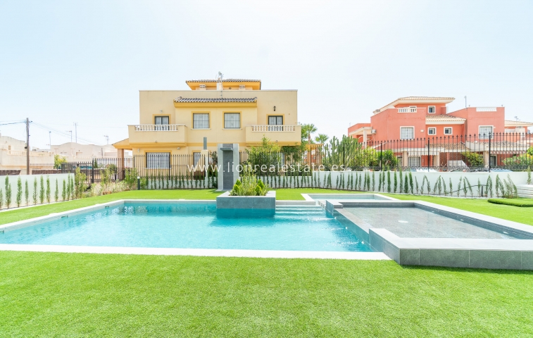 Новое здание - low-bungalow - Torrevieja