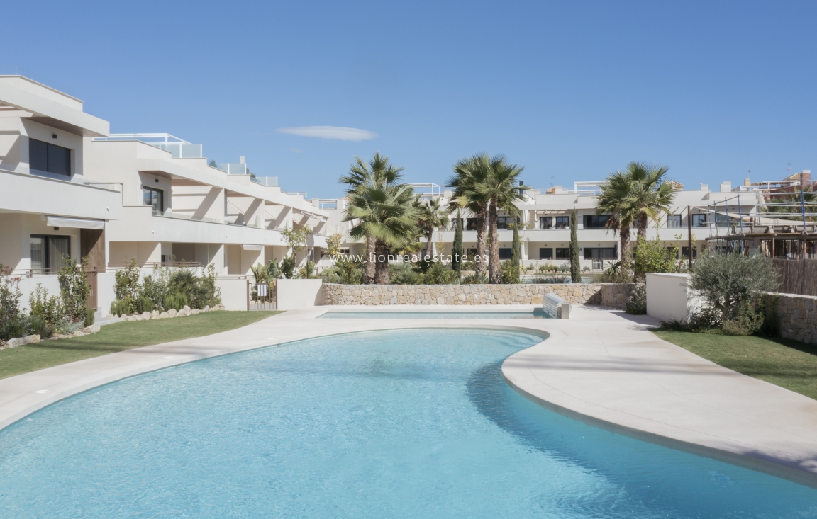Новое здание - low-bungalow - Torrevieja