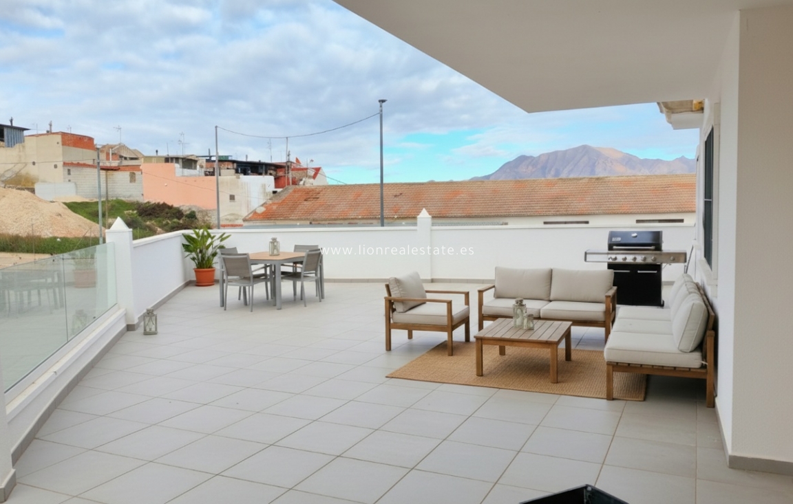 Новое здание - Пентхаус - Bigastro