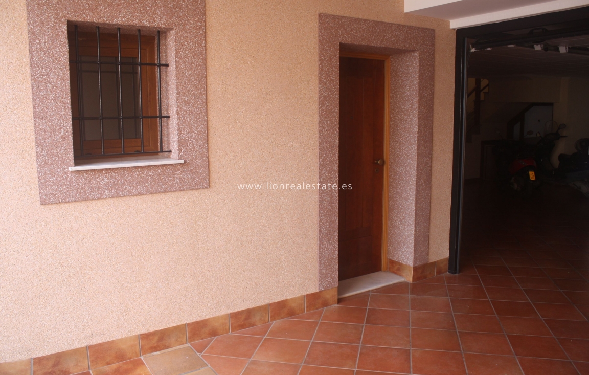 Новое здание - semi-detached - Torrevieja